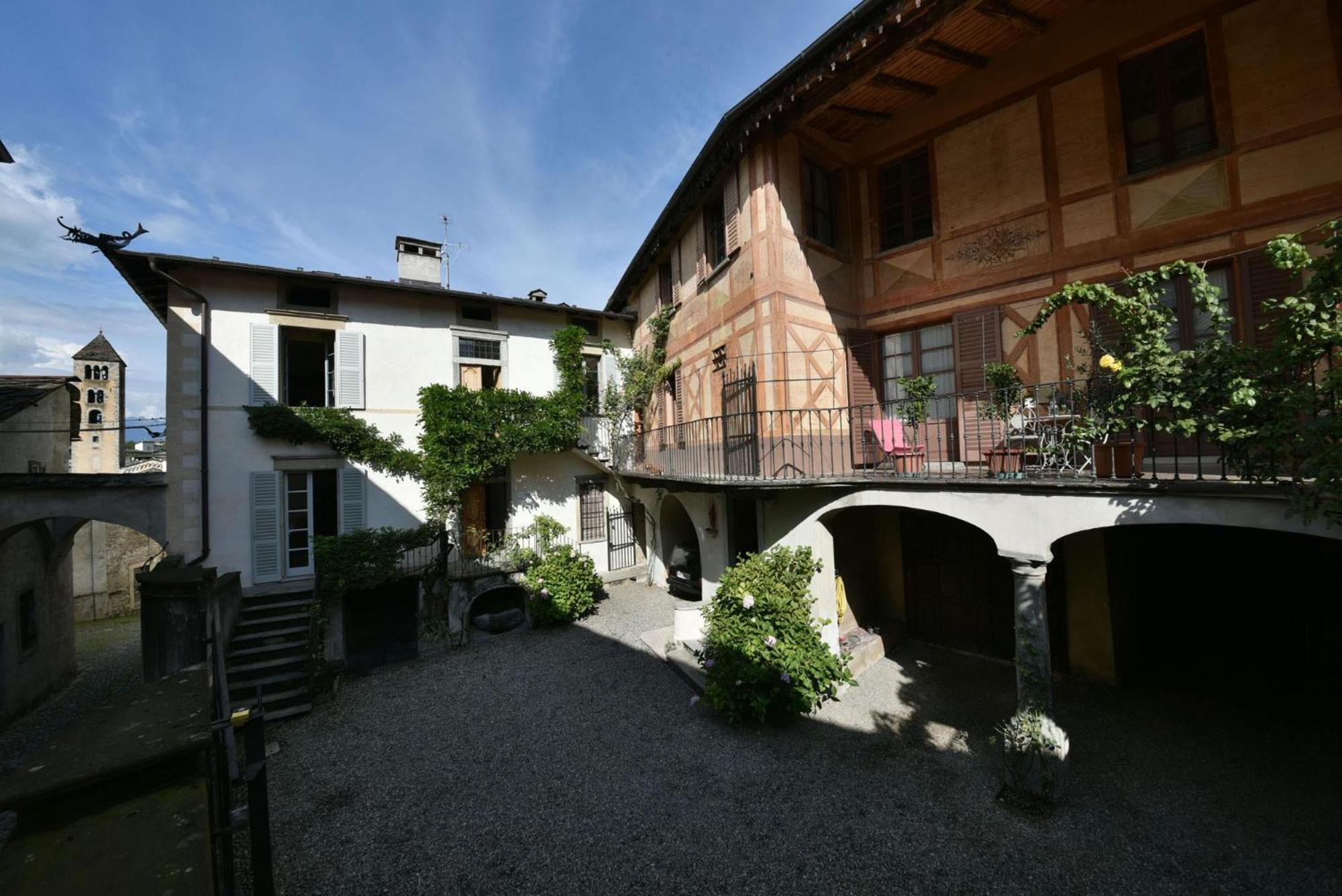 San Bernardo  Piano Nobile Al Roseto Del Dragoヴィラ エクステリア 写真