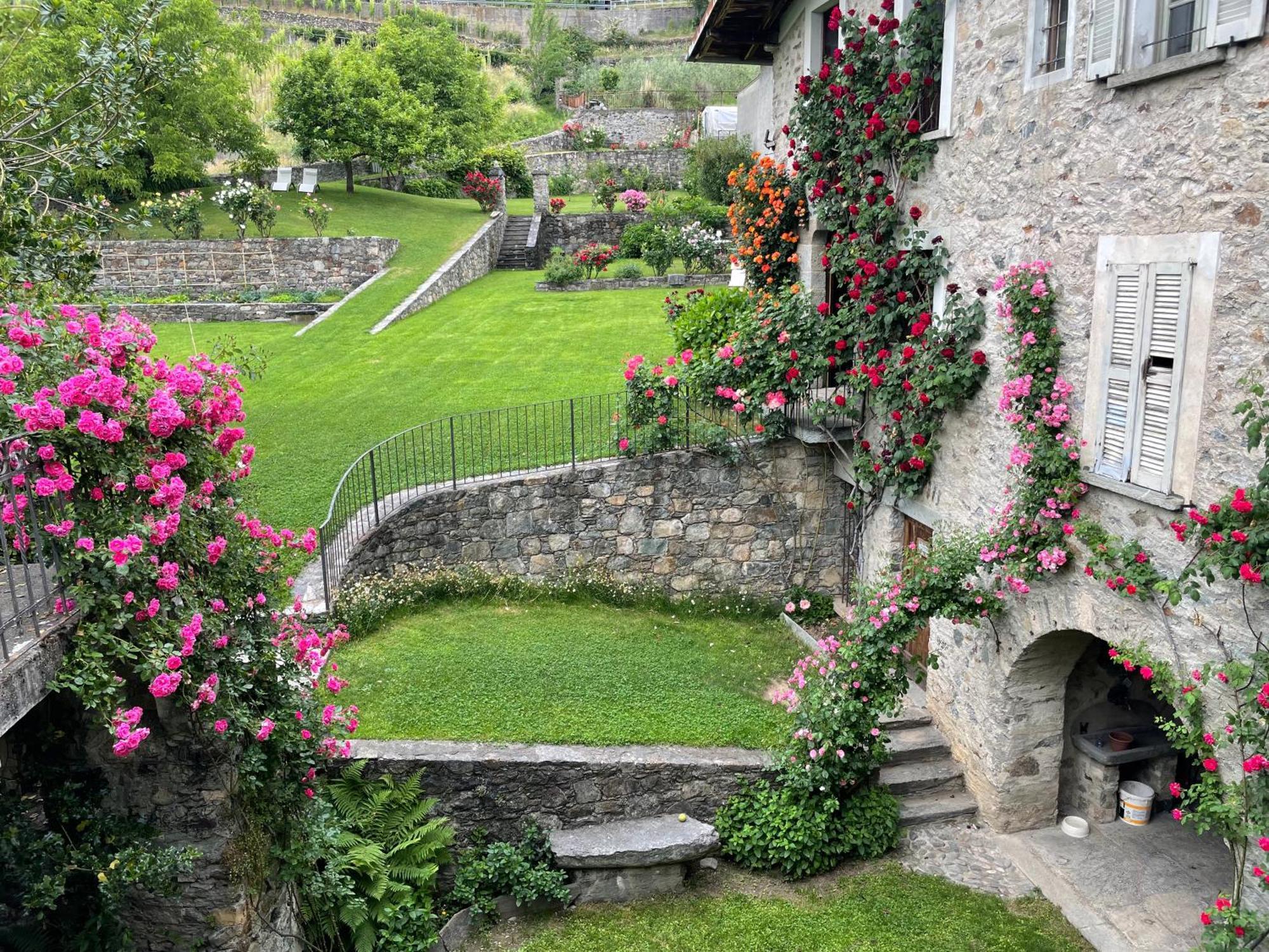 San Bernardo  Piano Nobile Al Roseto Del Dragoヴィラ エクステリア 写真